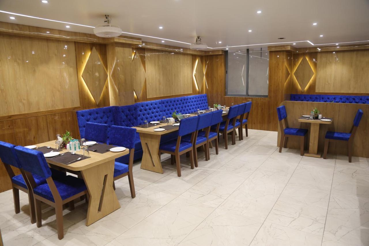 Hotel Nova Pride Раджкот Екстер'єр фото